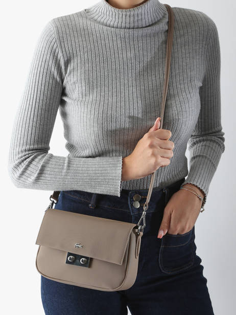 Cross Body Tas Daily City Lacoste Beige daily city NF4757DZ ander zicht 1