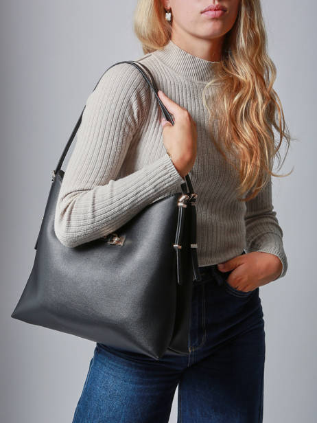 Schoudertas Lefia Guess Zwart lefia BG964402 ander zicht 1